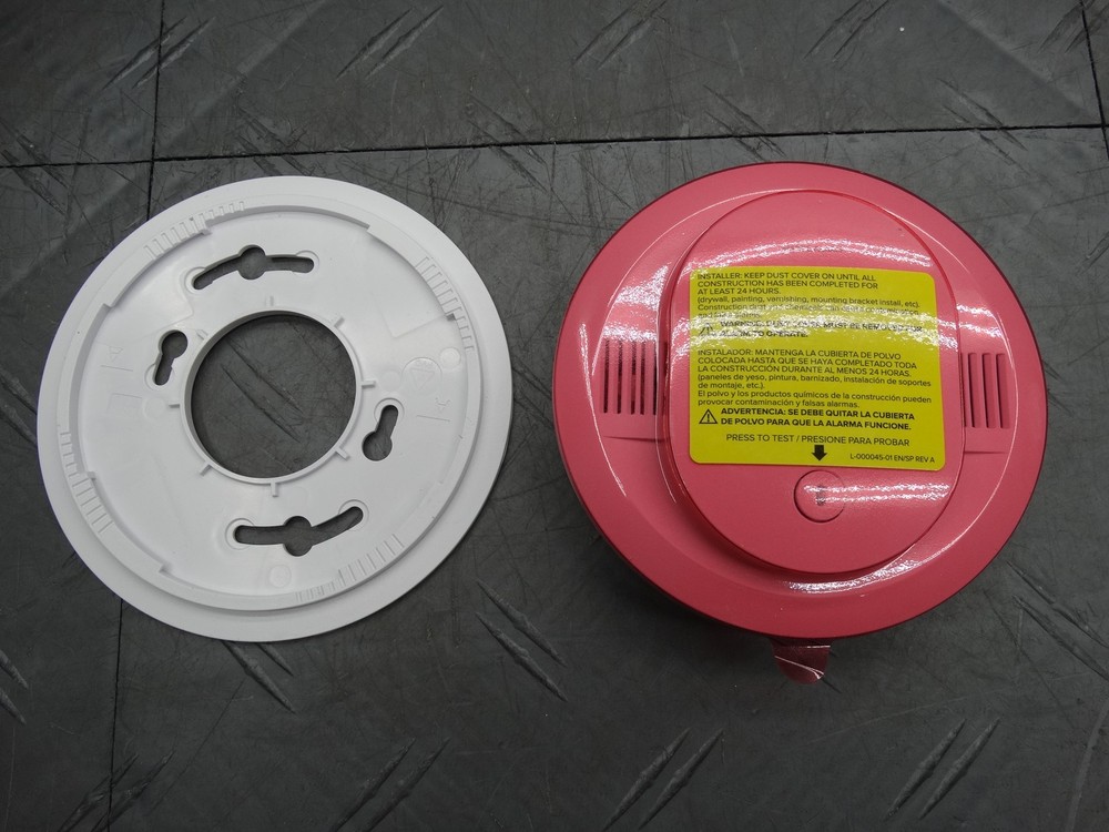 Kidde Hardwired Interconnected Smoke Detector with Photoelectric Sensor 21031482