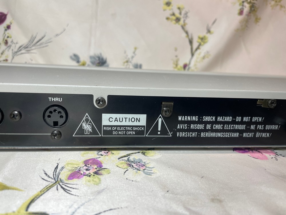 Working Akai ME25S Midi Programmable Note Separator Synthesizer Module Equipment