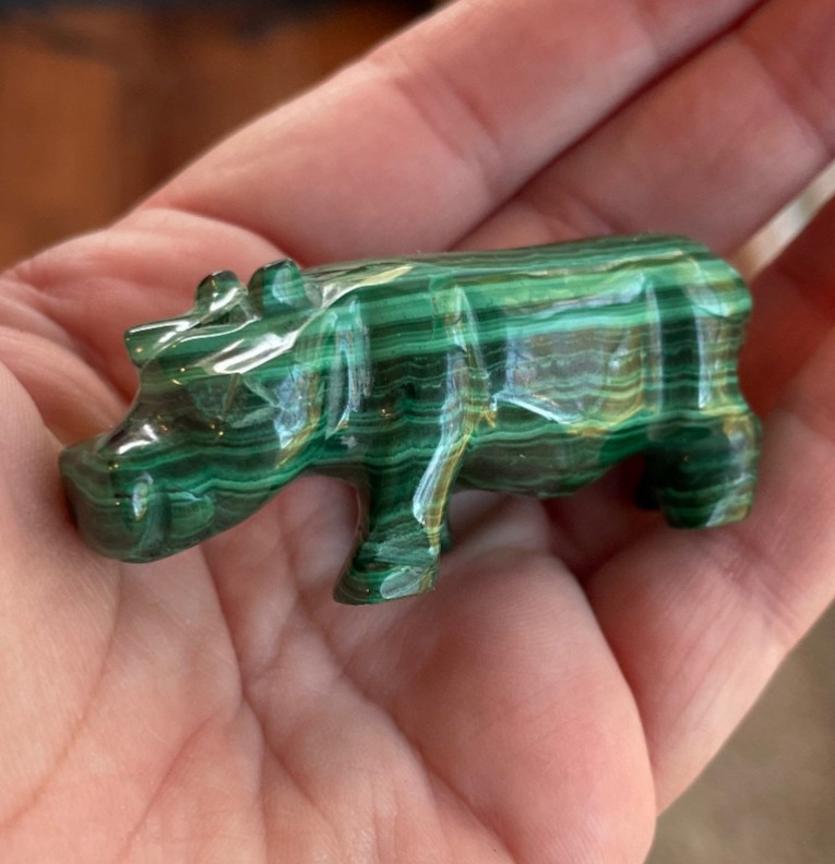 Malachite hippo carving mini