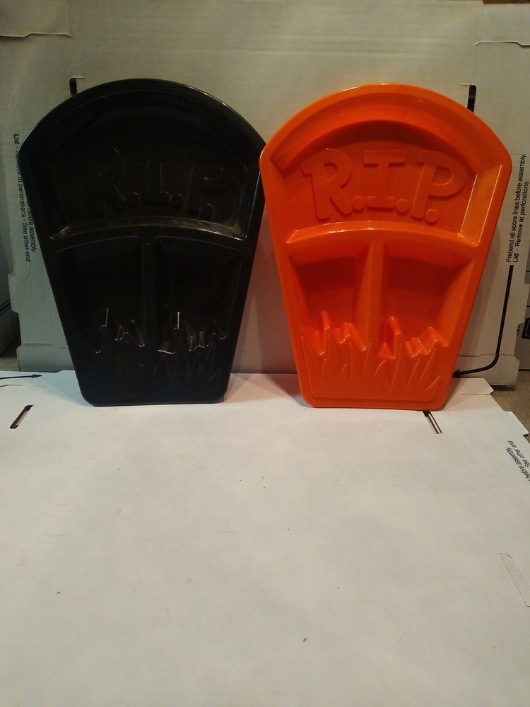 Gravestone Party Tray Set- Halloween