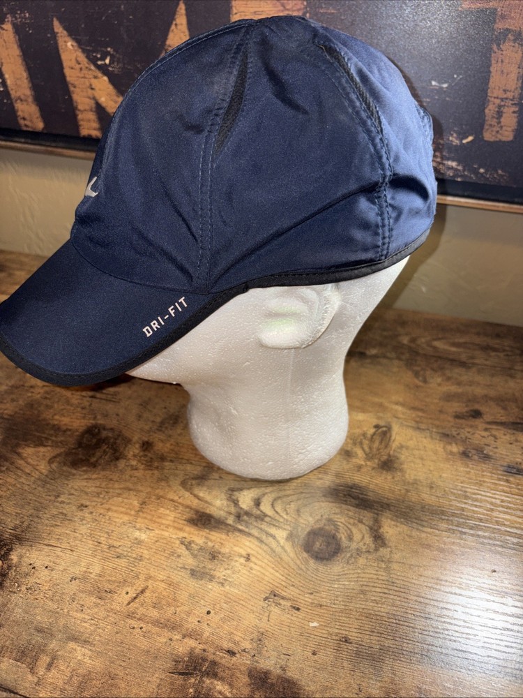 Nike Dri- Fit Featherlight Runners Hat Excellent Shape Adjustable Strap