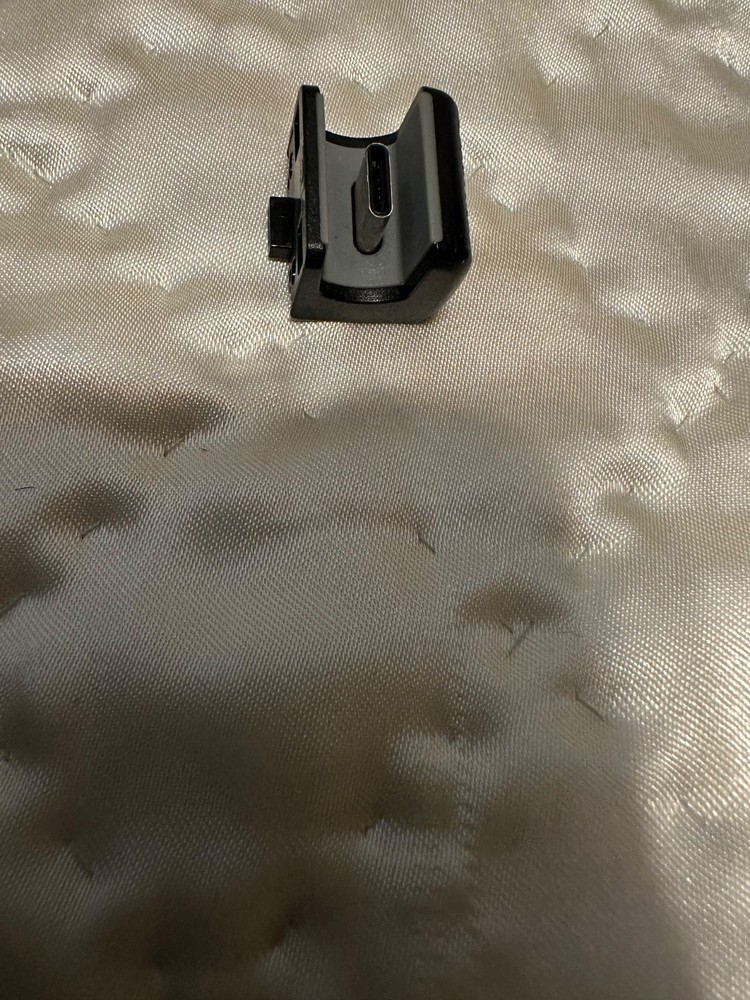 SAMSUNG Gear VR (2017 Edition) with Controller for Galaxy S8