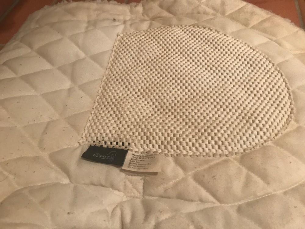 36" white fitted English show pad