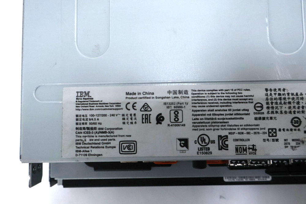 IBM 01AC383 Storage Array 24-Bay 2.5" SAS Expander Enclosure (No HDDs)