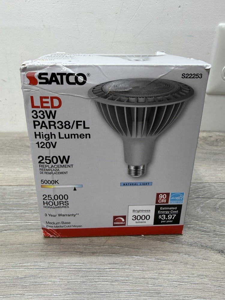 Satco S22253 LED 33W PAR38/FL High Lumen 120V 250w Replacement 5000K Medium Base