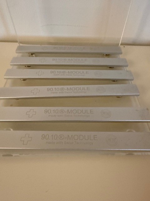 2x 9010 Cube Swiss Modular Systems 90.10® Modules