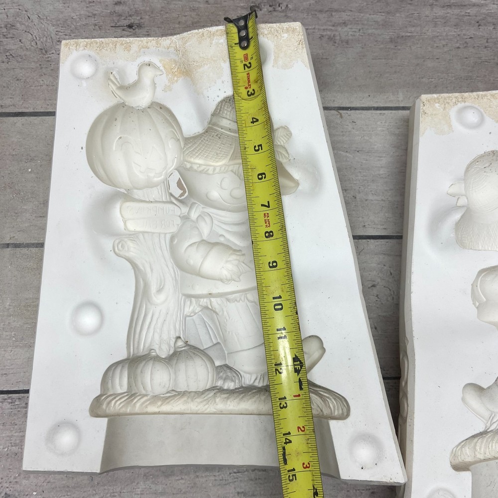Glenview Ceramic Casting Mold Scare Crow Selling Pumpkins #G-65