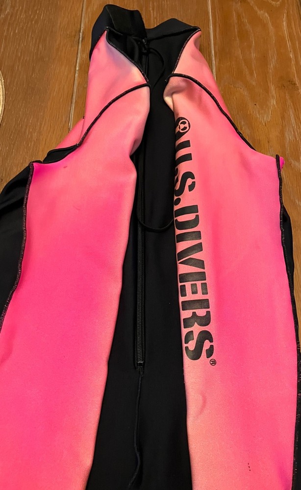 U.S. Divers Wetsuit Aqualung Size 12/14..