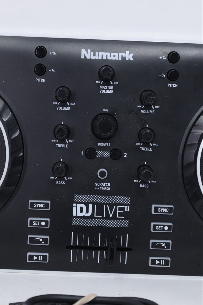 Numark iDJ Live II | DJ Controller for Mac, PC, iPad, iPhone and iPod Touch