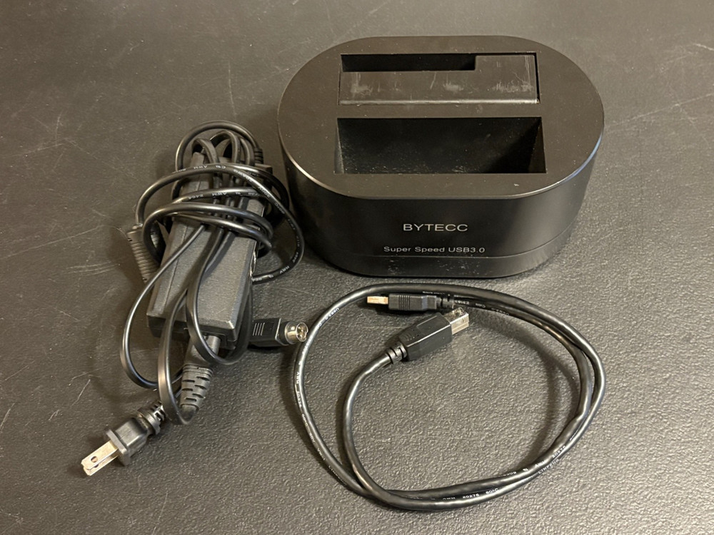 BYTECC T-320 SUPER SPEED USB3.0 SATA 2.5/3.5 HOST INTERFACE EXTERNAL HDD DOCK