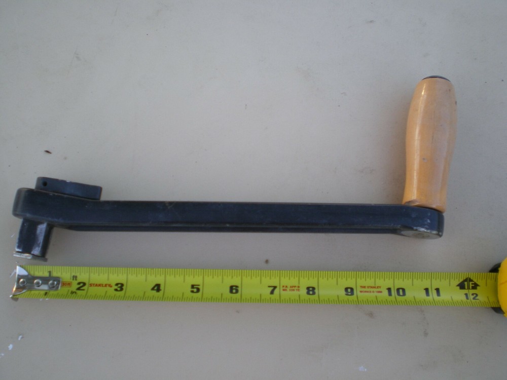 MERIMAN CAST 11 INCH LOCKING WINCH HANDLE