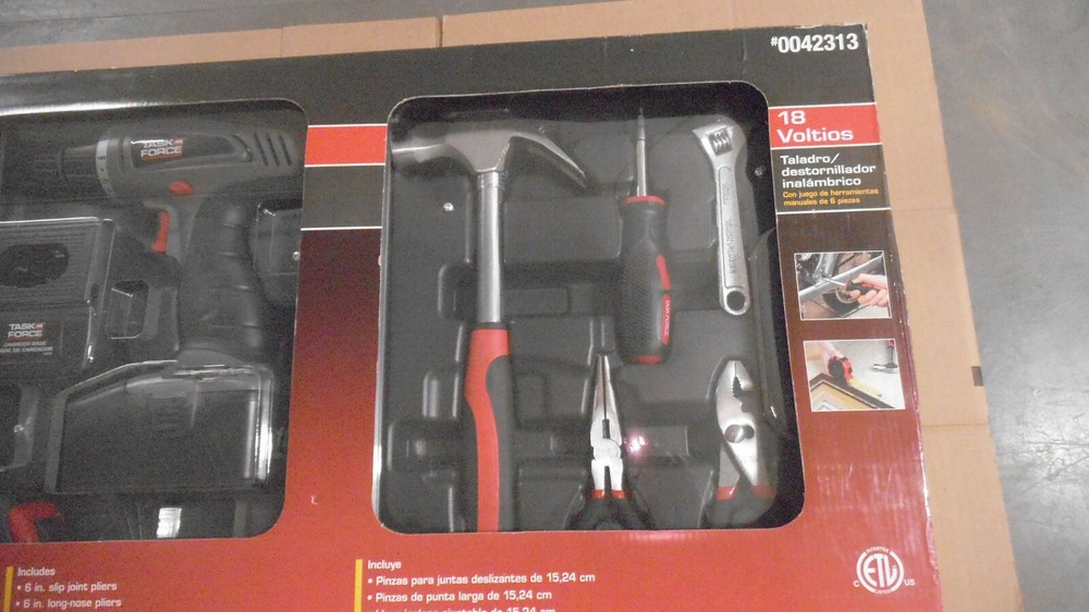 Task Force 18 volt drill, 3/8" chuck, with battery, hand tools, charger, case