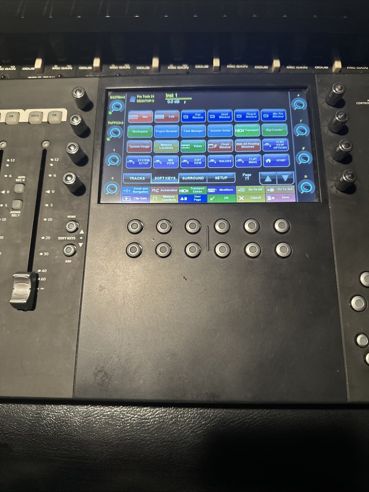 Avid Artist Control EUCON DAW Controller Touchscreen – Logic Pro / Pro Tools