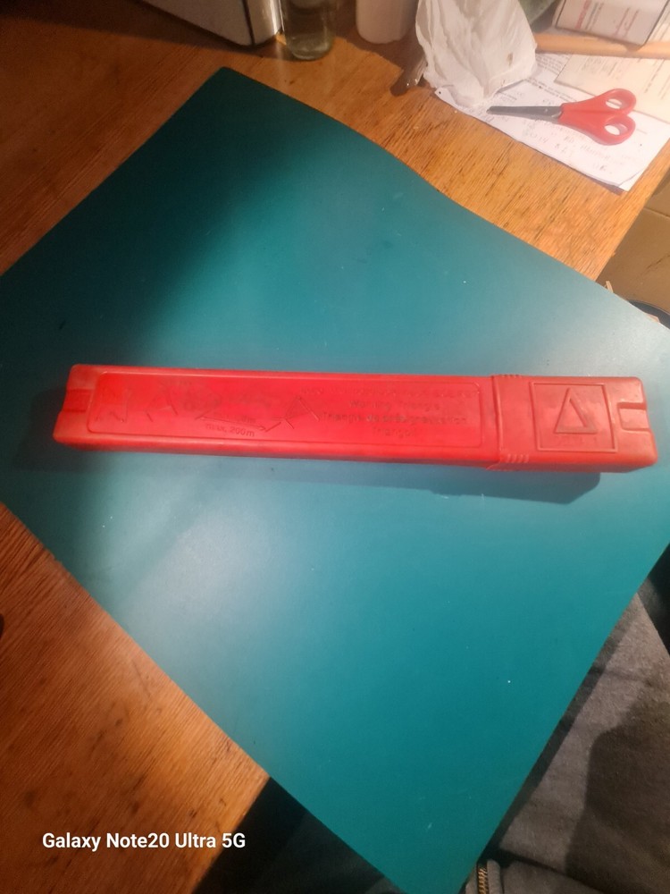 Compact An Foldable Warning Triangle. Great Condition