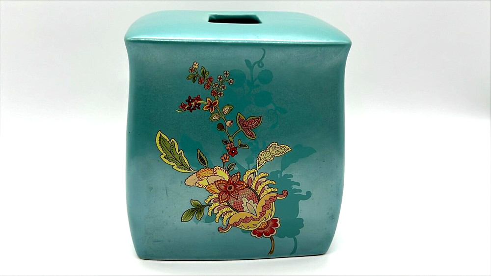 J. Queen KEY LARGO Floral Pattern Design TISSUE BOX COVER Bathroom Vanity