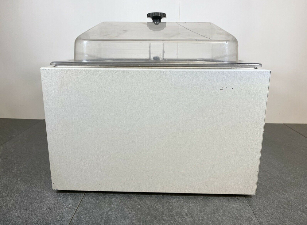 Lab-Line - Aquabath Laboratory Waterbath Model 18005 / Powers up