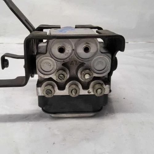 ABS Pump & Module Assembly for 2003–2005 Chevy Silverado 2500 HD - Tested Used