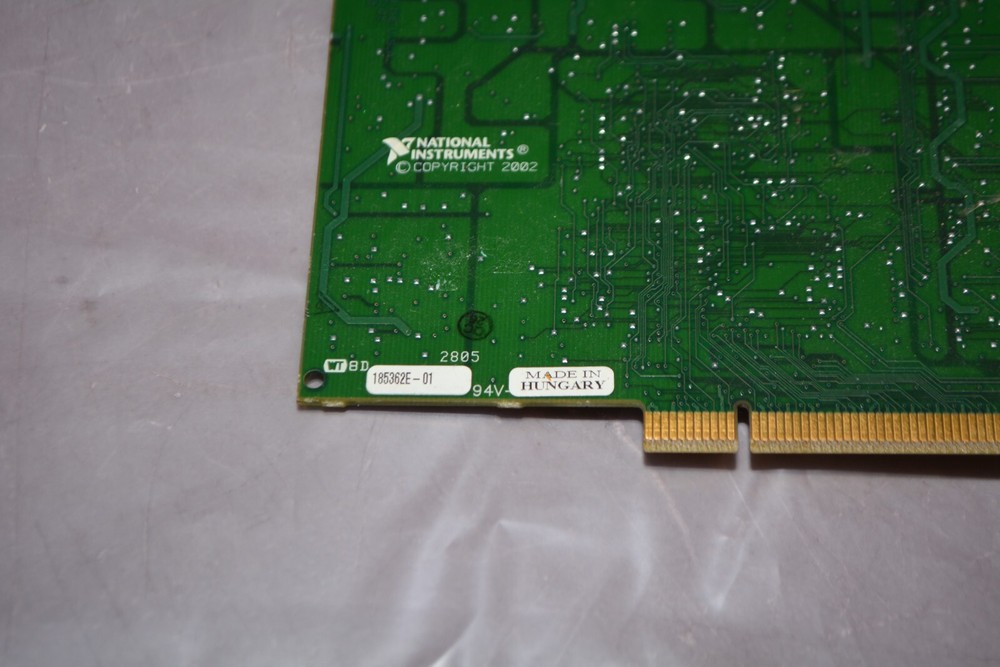 ^ National Instruments 185362E-01 High Precision Temperature PCI Interface Card