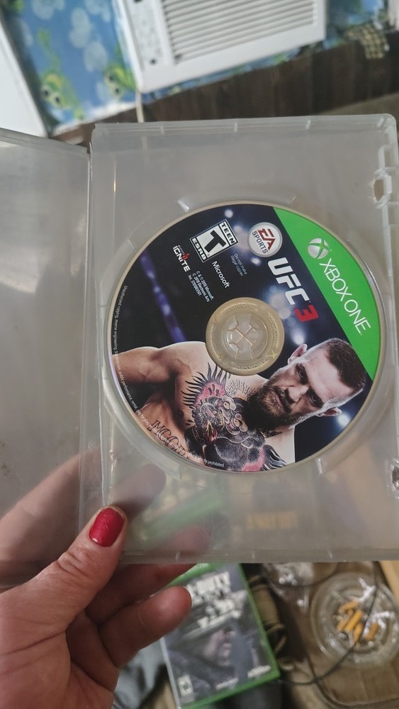 Microsoft Xbox 360 White Console w/ PowerA Controller, Adapters, Xbox One Games