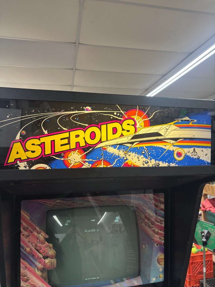 Restored Atari Asteroids arcade game