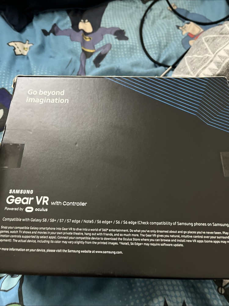 Gear VR With Controller With Box