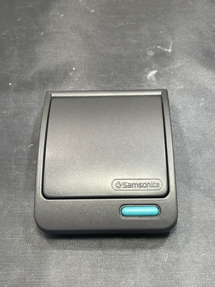 Samsonite LCD Alarm Clock With Snooze Function Backlight Royal Traveller SM-8102