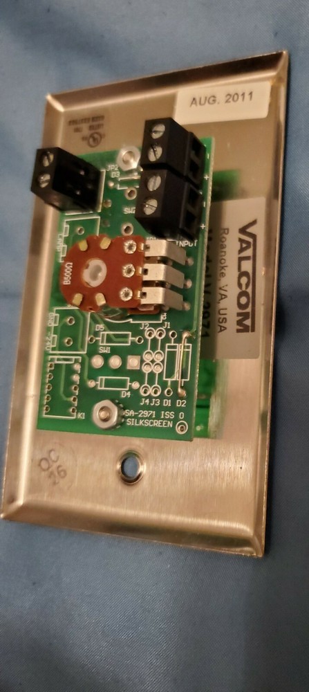 Valcom V-1046 Speaker and V-2971 Call Button