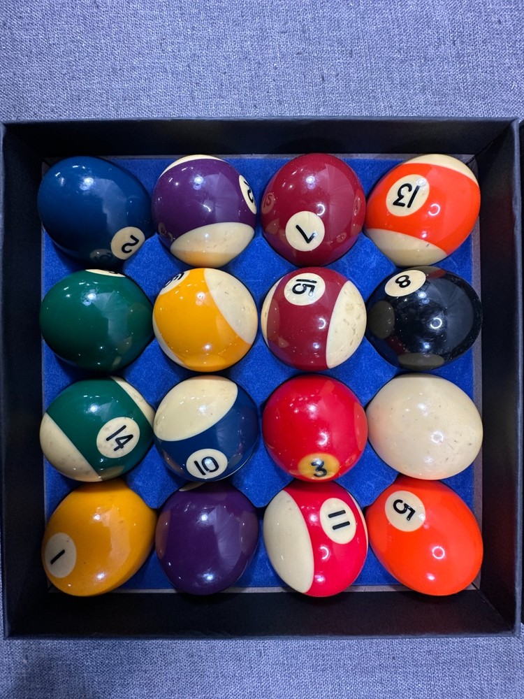 Belgian Aramith Pool Table Balls - Used
