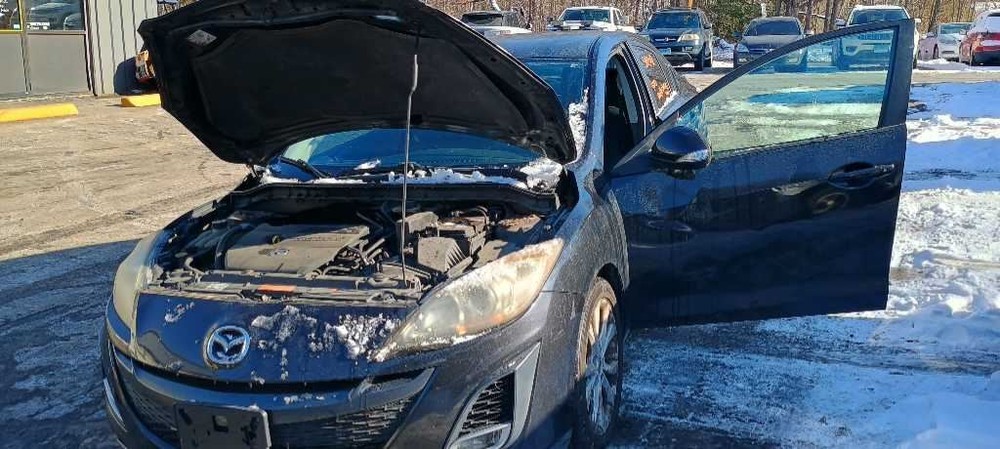 Used Fuse Box Engine fits: 2010 Mazda 3 Grade A