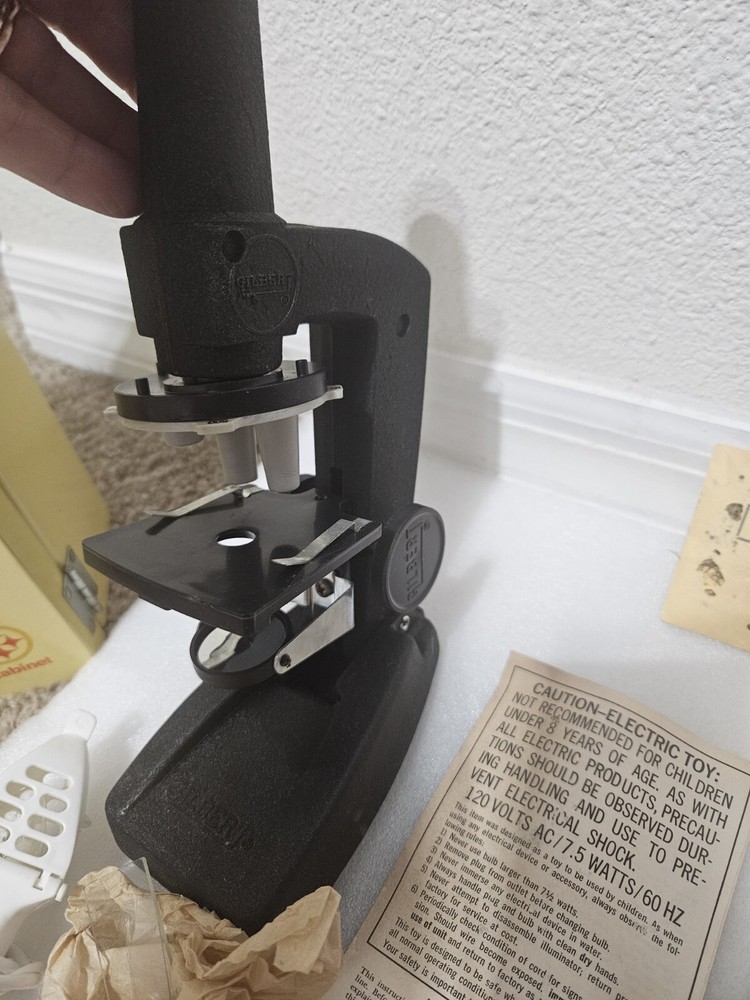 VINTAGE GILBERT MICROCRAFT MICROSCOPE & ORIGINAL PAPERWORK W/BOOK AND METAL CASE