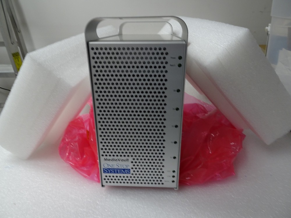 One Stop Systems Media Vault U320-RS