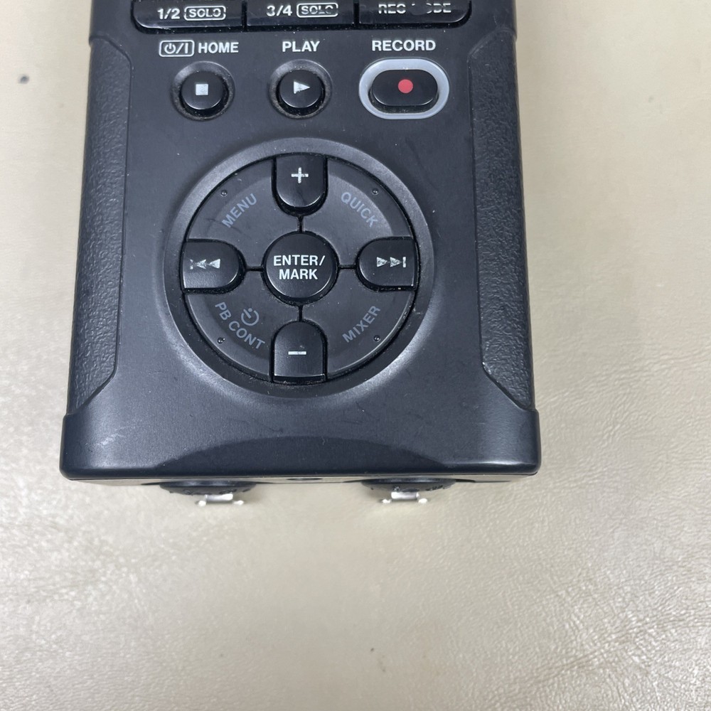 TASCAM DR-40 Linear PCM Digital Recorder
