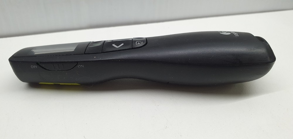 Logitech R-R0003 Presentation Pointer Remote Only Used Works & Cover READ
