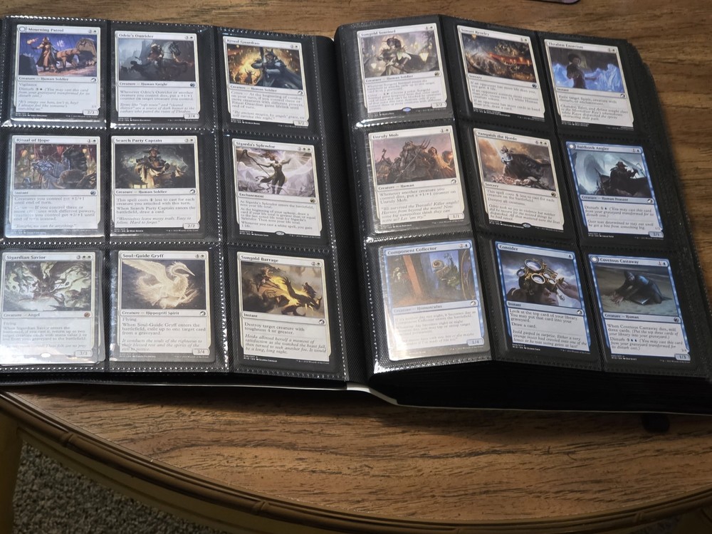 4x Playset - Midnight Hunt Set w/Binder - Unplayed - Unique