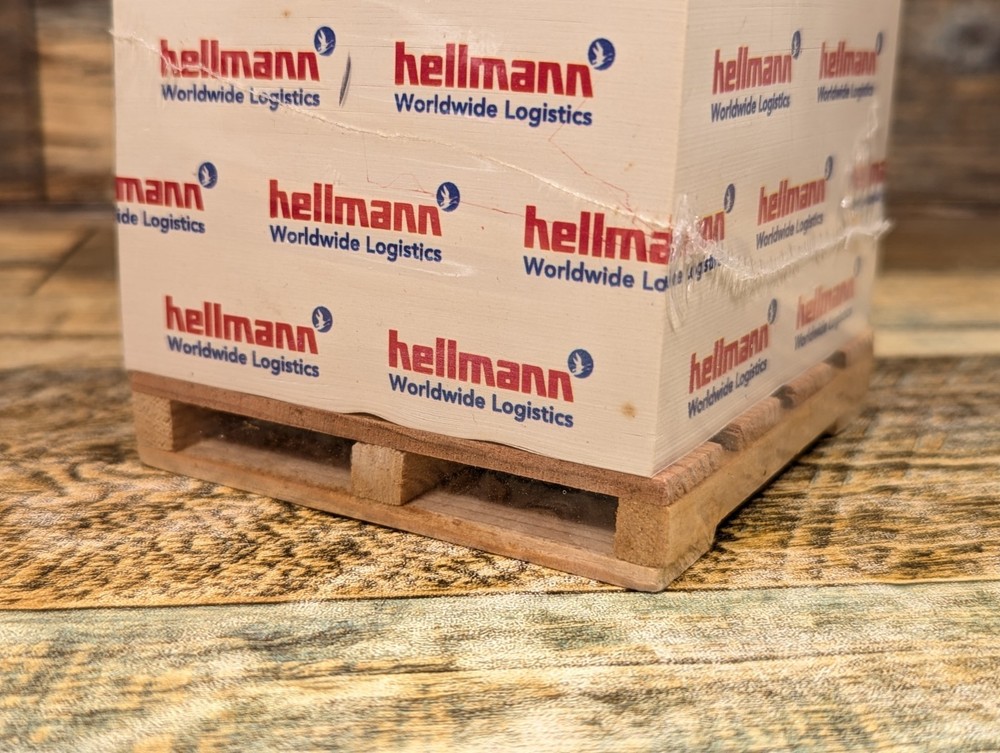Hellman Worldwide Logistics Miniature Pallet Notepad Sticky Notes