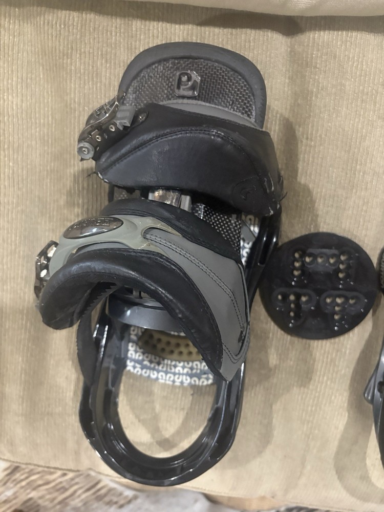 2006 Burton P1 Carbon Bindings w/ Binding Disc (Size 9)