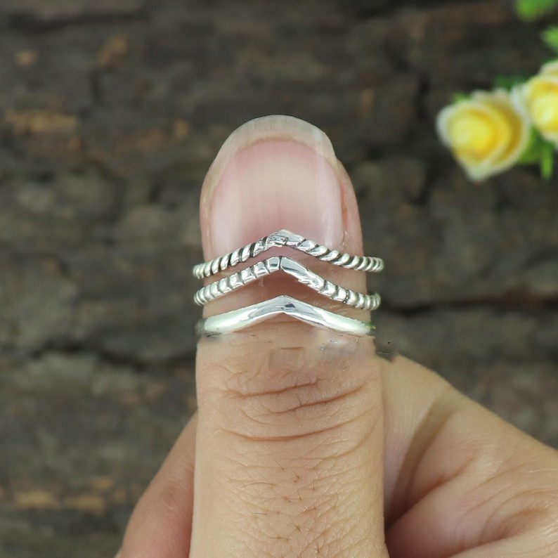 Solid 925Sterling Silver Chevron V Shape Mixed Texture Triple Band Handmade Ring