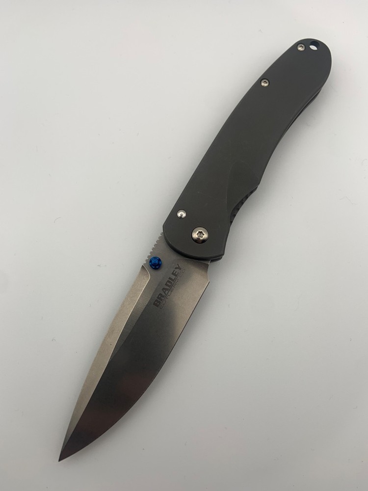 Bradley cutlery alias 1 by benchmade.