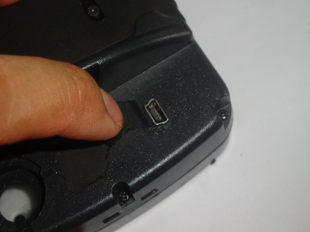 Garmin GPSmap 496 Shell + Data Card Holder Socket