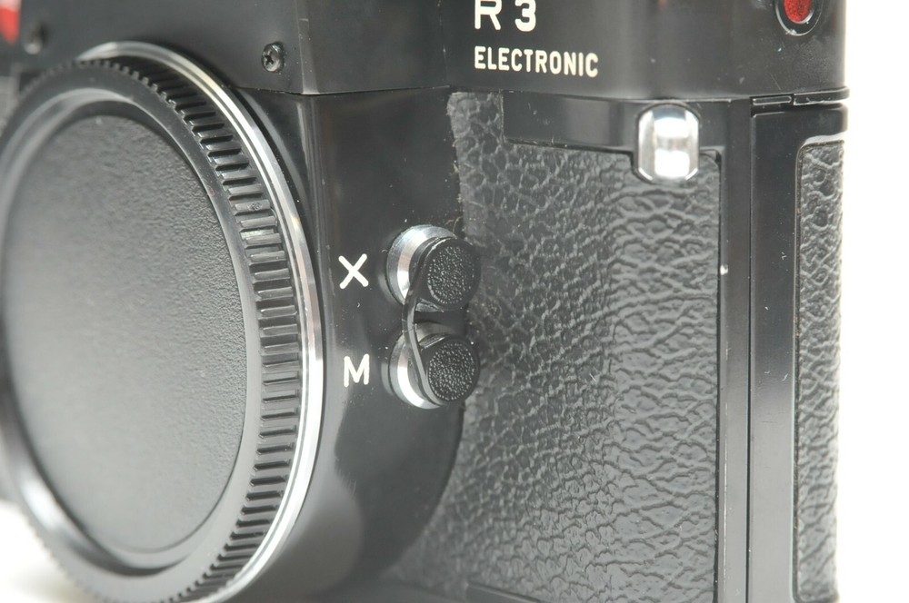 Leica R3 Dual Flash Socket Cover Cap