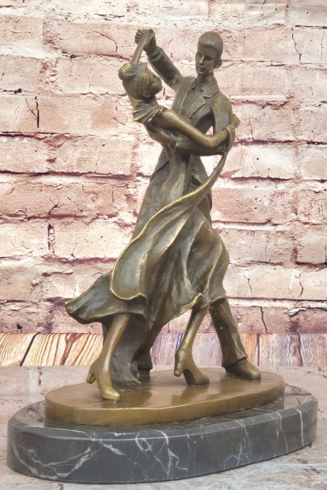 Genuine Bronze Handcrafted by Lost Wax Method Tango Dancer Dancing Aldo Vitaleh