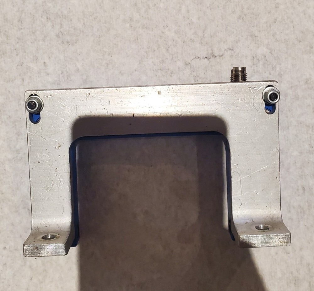 Wenglor YH08PCT8 Laser Fork Sensor with metal fitting