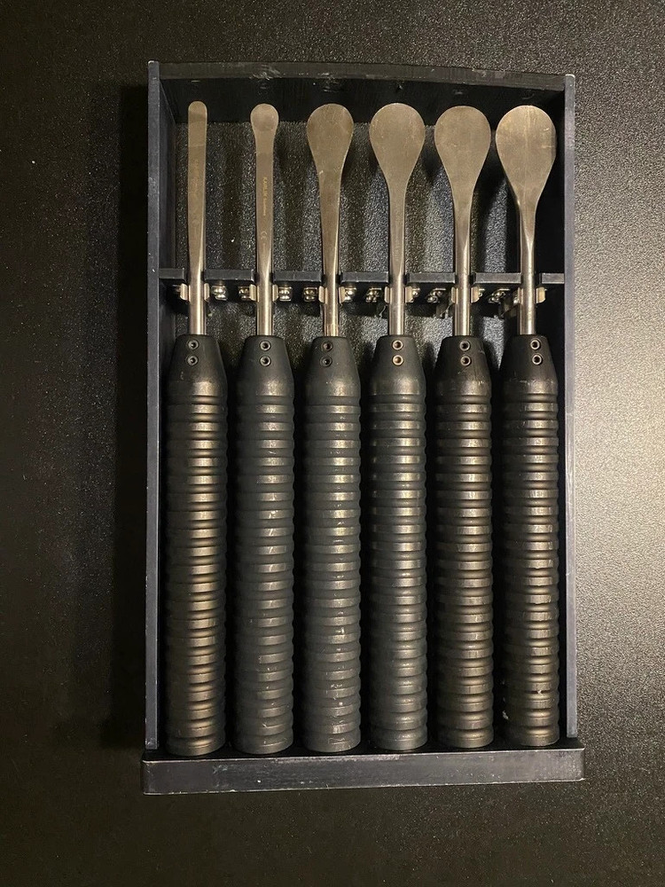 Codman 46-3240 Karlin XL Magnum Cobb Elevator Set – Complete w/ Case