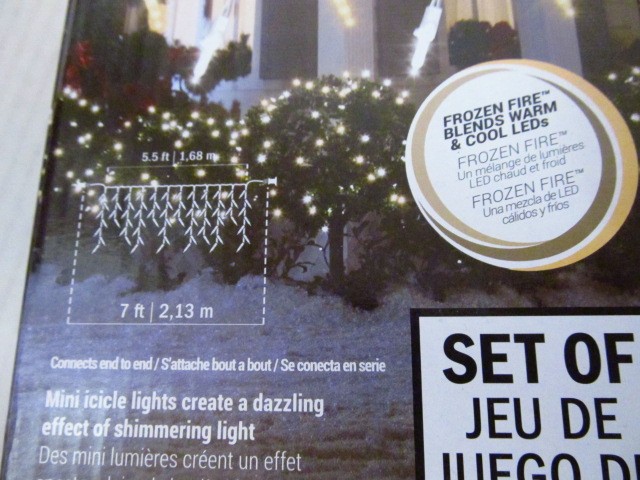 LED Lightshow Sparkle FrozenFire Mini Icicle Light String Blends Warm & Cool LED