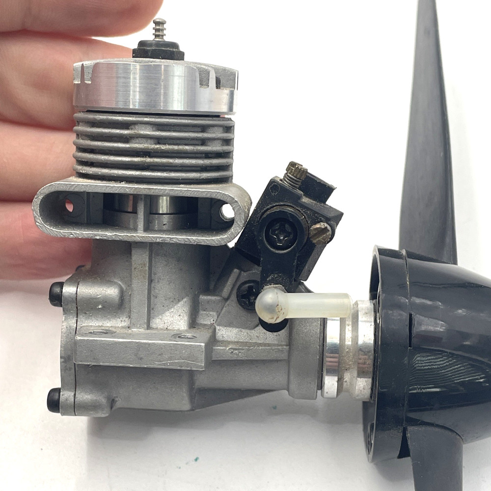 Thunder Tiger 15 Model Airplane Engine Motor Vintage