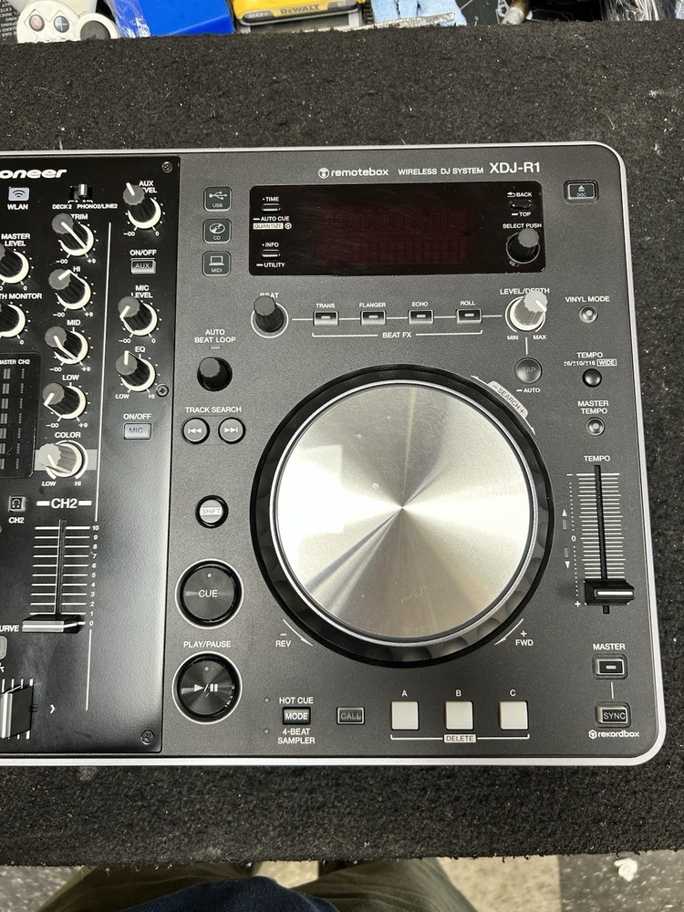 Pioneer DJ XDJ-R1 Wireless DJ System Black 2-Channel Controller