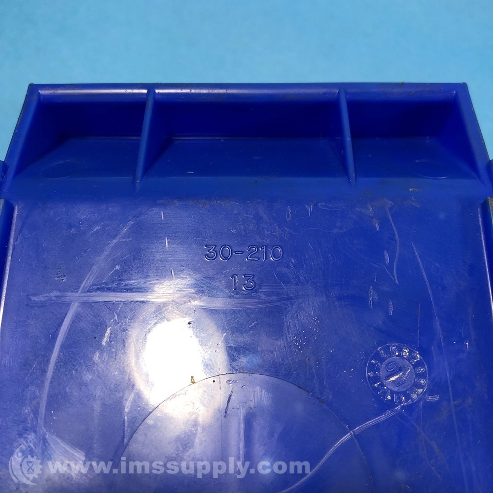 Akro Mils 30-210 Plastic Stackable Bin USIP
