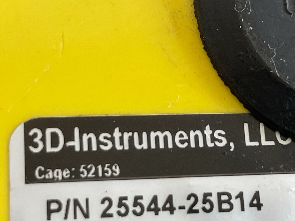 U2: 3D Instruments 25544-25B14 Test Gauge