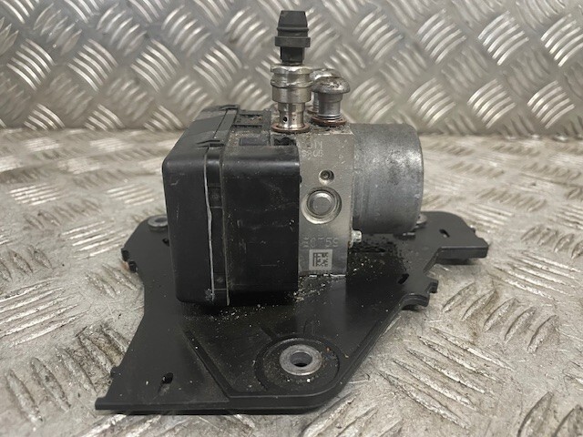 BMW C EVOLUTION ABS module pump 2015