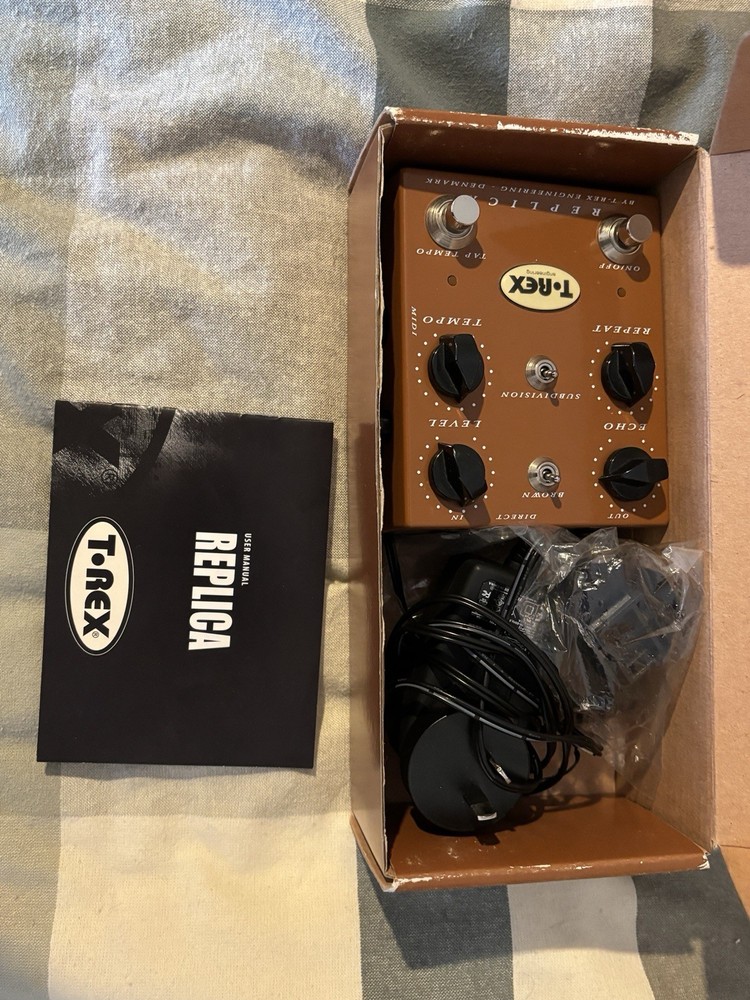 T-REX REPLICA DIGITAL DELAY PEDAL JOHN MAYER